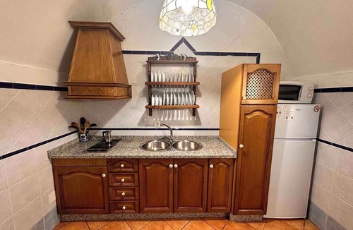 Benalua de Guadix Apartment | Holiday apartment with terrace