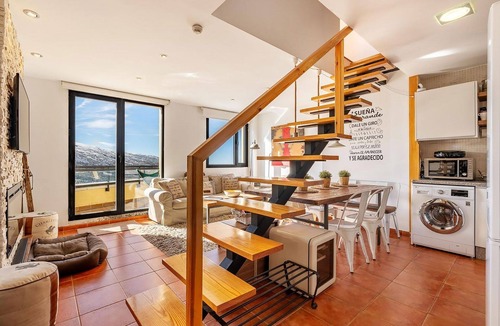 Pradollano Apartment | Holiday apartment "Atico 10 G" near slopes with private terrace Wi-Fi (Free), parking space (Free), parking space