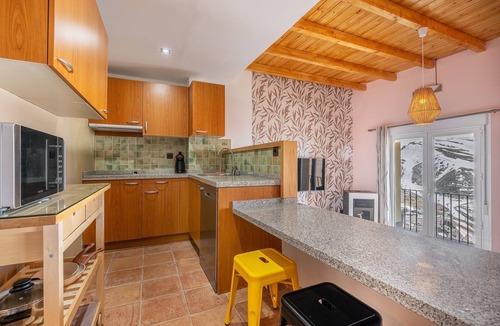 Pradollano Apartment | Holiday Apartment "Ski Lodge Duplex Suite Rosa" near Slopes with Private Terrace & Wi-Fi