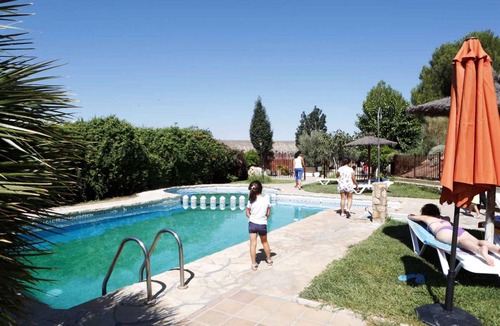 Benalua de Guadix Apartment | Holiday apartment with terrace