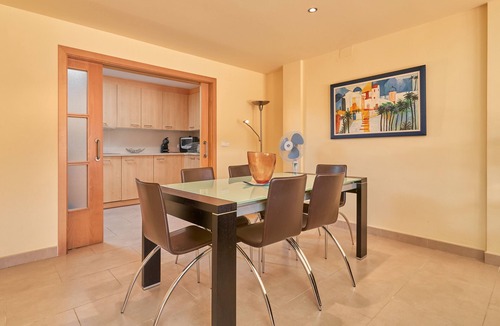 Velilla-Taramay House | Holiday Home 'Casa Fuentes 2 B2' with Sea View, Wi-Fi and Air Conditioning