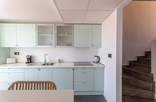 La Herradura House | Holiday Home "La Reserva" with Shared Pool, Terrace & Wi-Fi