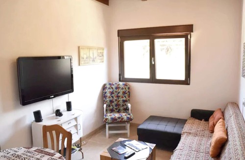 Ambroz Apartment | Homerez - Ambroz apt with pool