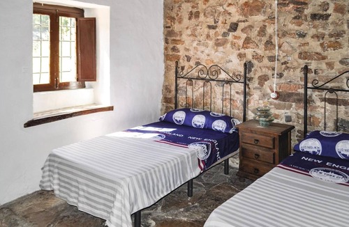 Montefrio Villa | Homerez - Big villa for 10 ppl. with swimming-pool and terrace at Montefrío