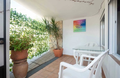 Cenes de la Vega House | Homerez - Charming Apartment Cenes de la Vega