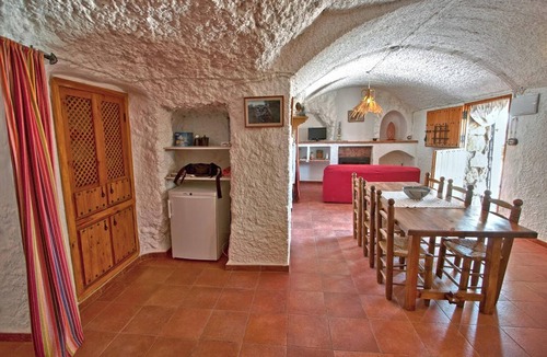 Gorafe House | Homerez - Charming rental with shared pool in Gorafe