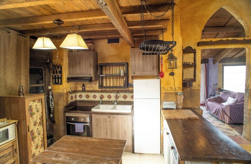 Algarinejo Villa | Homerez - Charming Villa in Algarinejo with Private Pool