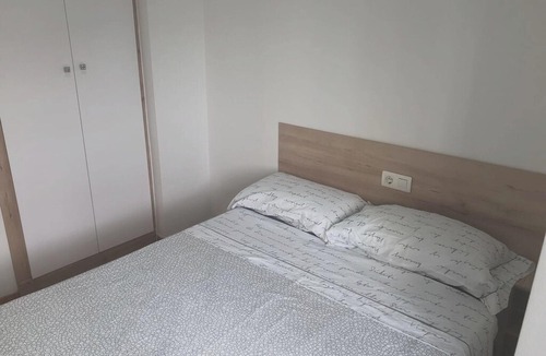 Albaicin Apartment | Homerez last minute deal - Beautiful apartment in Granada