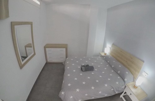 Albaicin Apartment | Homerez last minute deal - Nice apartment in Granada and Wifi