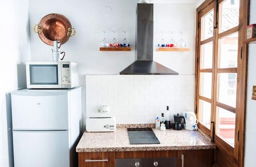 Albaicin Apartment | Homerez last minute deal - Amazing apartment in Granada and Wifi