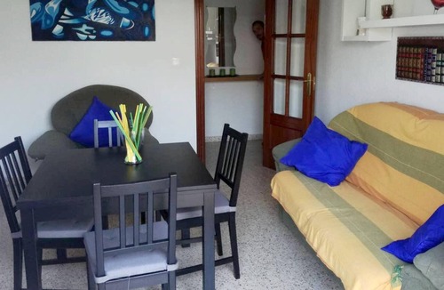 Plaza de Toros-Doctores-San Lazaro Apartment | Homerez - Nice appartement for 7 ppl. with balcony at Granada