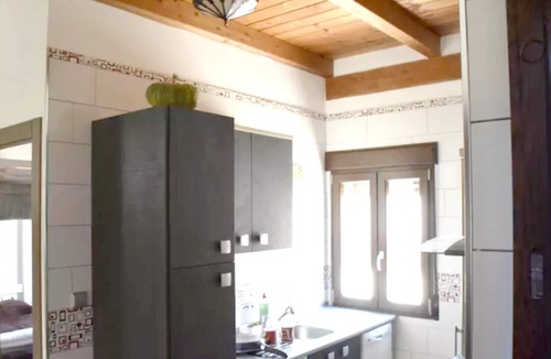 Ambroz Apartment | Homerez - Nice appartement for 4 ppl. with shared pool and jacuzzi at Ambroz