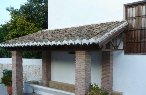 Pinos del Valle House | Homerez - Nice house for 4 ppl. with terrace at Pinos del Valle