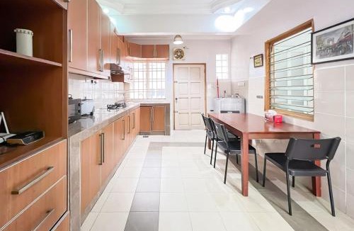 Shah Alam House | Homestay Taman U12, Shah Alam - Smarthome