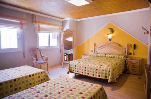 Motril House | Hostal la Campana