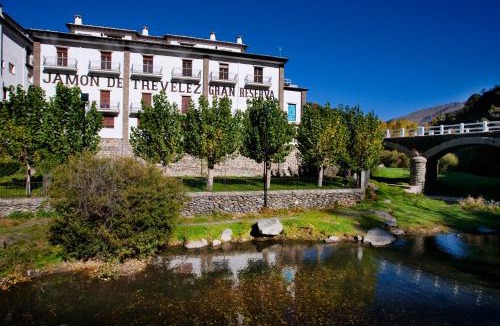 Trevelez House | Hostal Mulhacen