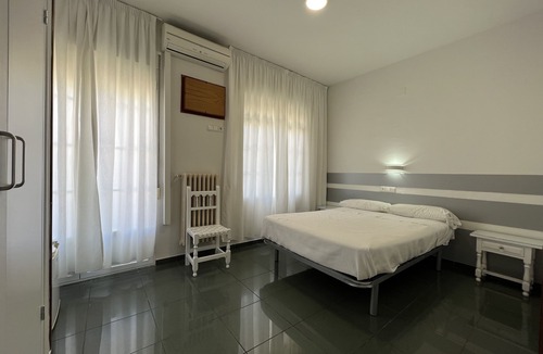 Baza Hostel | Hostal Venta del Sol