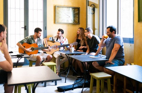 Central District Hostel | Hostel ∙ 8 guests