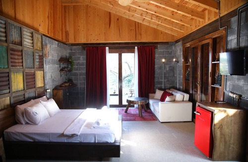 Sariyer Hotel | Hotel ∙ 8 guests