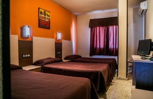 Iznalloz Hotel | Hotel La Nava