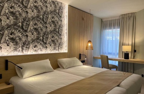Almunecar Hotel | Hotel Noy
