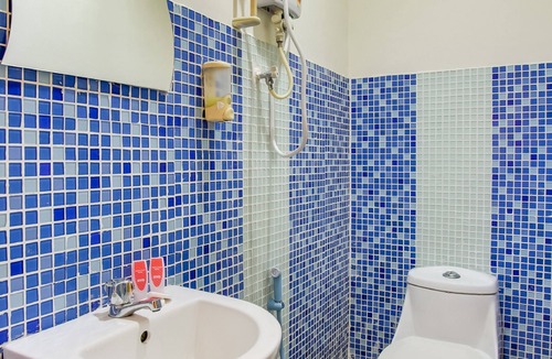 Shah Alam Hotel | Hotel O Taj (seksyen 13)
