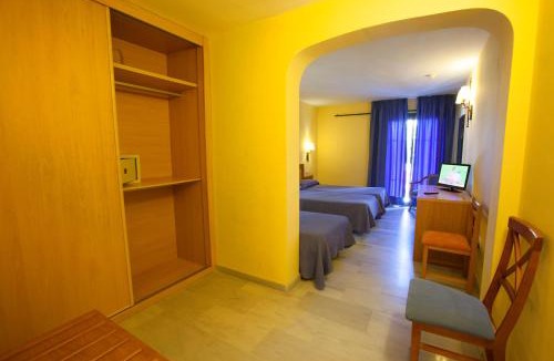 Almunecar Hotel | Hotel Olas de Almuñécar