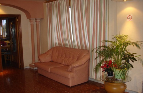 Lapeza Hotel | Hotel Vista Nevada