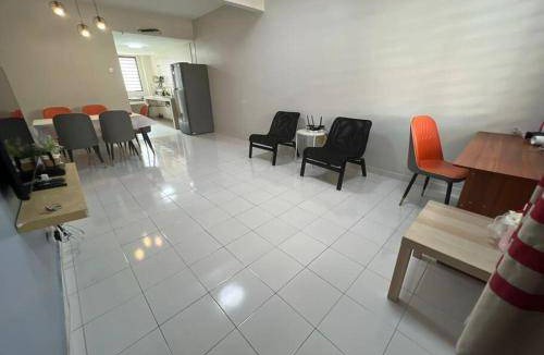 Bandar Sungai Long House | House ∙ 3 bedrooms ∙ 9 guests
