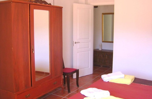 Albunuelas Apartment | House in quiet village near Granada