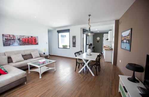 Ogijares House | HOUSE jacuzzi for a fee, on request, free WIFI 5 SEATS, SPECTACULAR TERRACE,