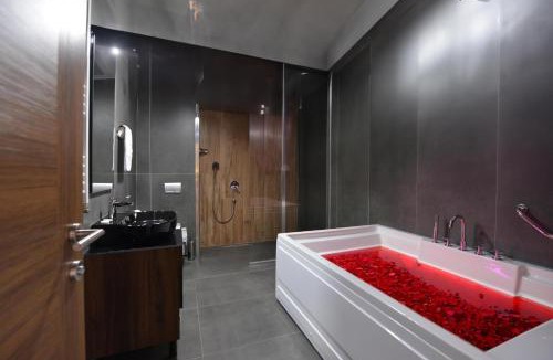 Arnavutkoy Hotel | İSTPORT GARDEN HOTELS