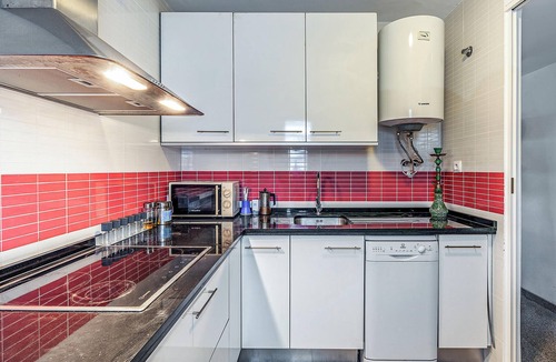 Lujar Apartment | In a very quiet area of Costa Tropica welcomes you this beautiful apartment with sea view.