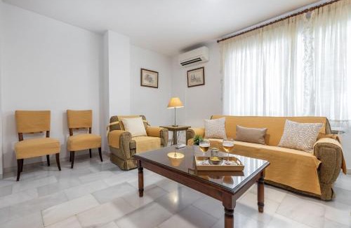 Armilla Apartment | Inspiración y Confort cerca del PTS y de Fermasa