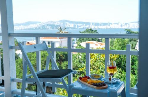 Adalar Hotel | Kensington Prince's Island Historical Mansion