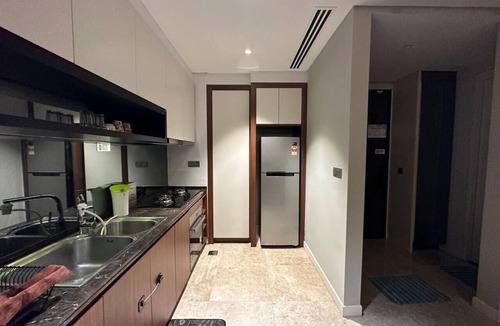 Kuala Lumpur City Centre Apartment | Klcc studio with a rooftop garden/playground