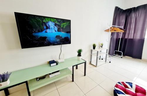 Bandar Puchong Jaya Apartment | Koi 7 Guest 2 Room Puchong IOI Sunway Lagoon Pyramid Bkt Jalil Pavilion Bkt Jalil Stadium