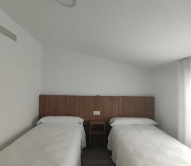 Castril House | La Casa de la Plaza