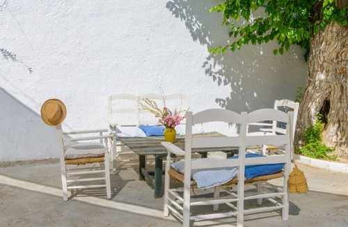Zujaira Villa | La Casa Grande de Zujaira Pinos Puente by Ruralidays