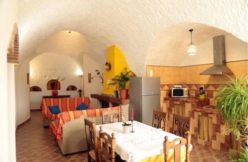Fonelas House | La Chumbera Caves - El Olivo