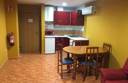 Pinos Genil Apartment | LA DUQUESA TOURIST APARTMENTS
