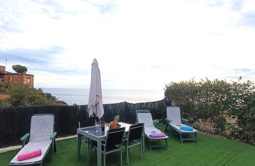 Salobrena Villa | La Torrecica: with Andalusian character and magnificent views of the sea and Sierra Nevada.