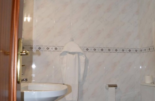 La Calahorra Hostel | Labella Hostal Restaurante