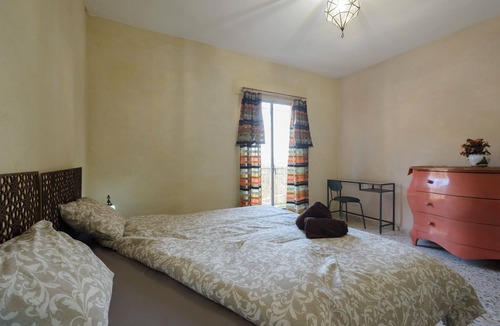 Cogollos de la Vega Bed & Breakfast | LaCasaNazari, Cogollos Vega, 25e/person, Huetor Sierra, 15km de Granada/Alhambra