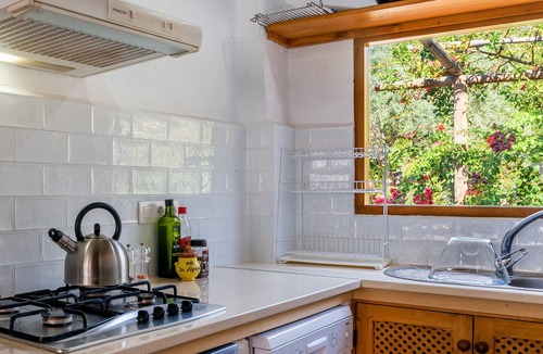 Orgiva Villa | Large Country House With Spacious Gardens and Large Pool (aircon & fibre optics)