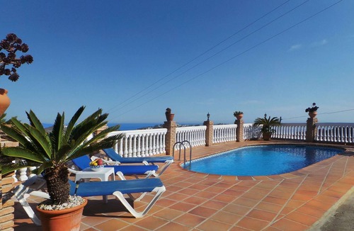 Almunecar Villa | Large pool and breathtaking views over the Costa Tropical