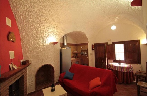 Fonelas Apartment | Las Chumberas Cave - Los Cerezos