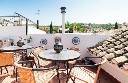 San Pedro Apartment | LOS HERMANOS DEL MENTIDERO BAJO