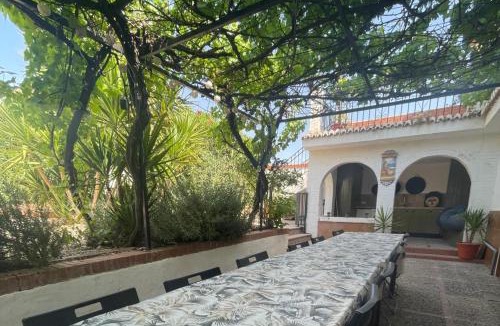 Cacin Villa | Lovely 10-Bed Villa with Private Pool & Garden