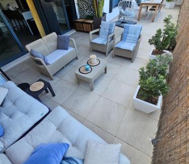 Velilla-Taramay Apartment | LOVPLAYA Almuñecar Beach Apartment